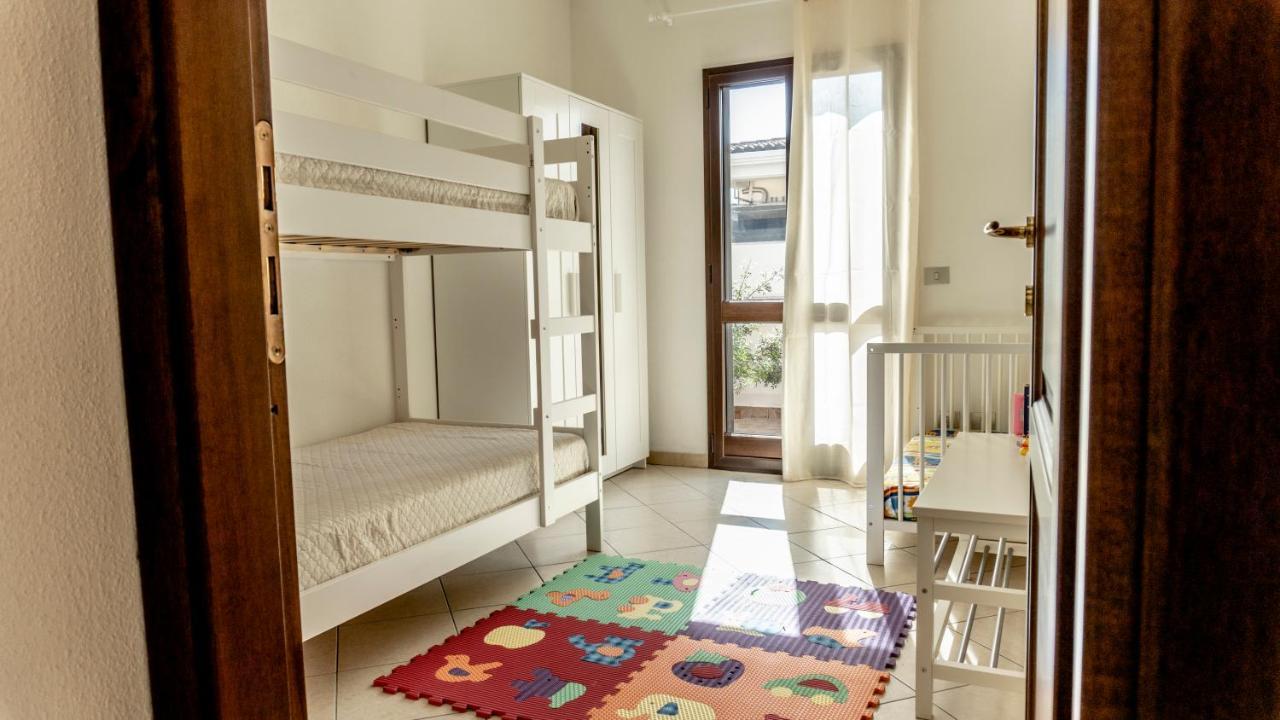 Sa Domu Downtown - Pms Casevacanze Olbia Bagian luar foto