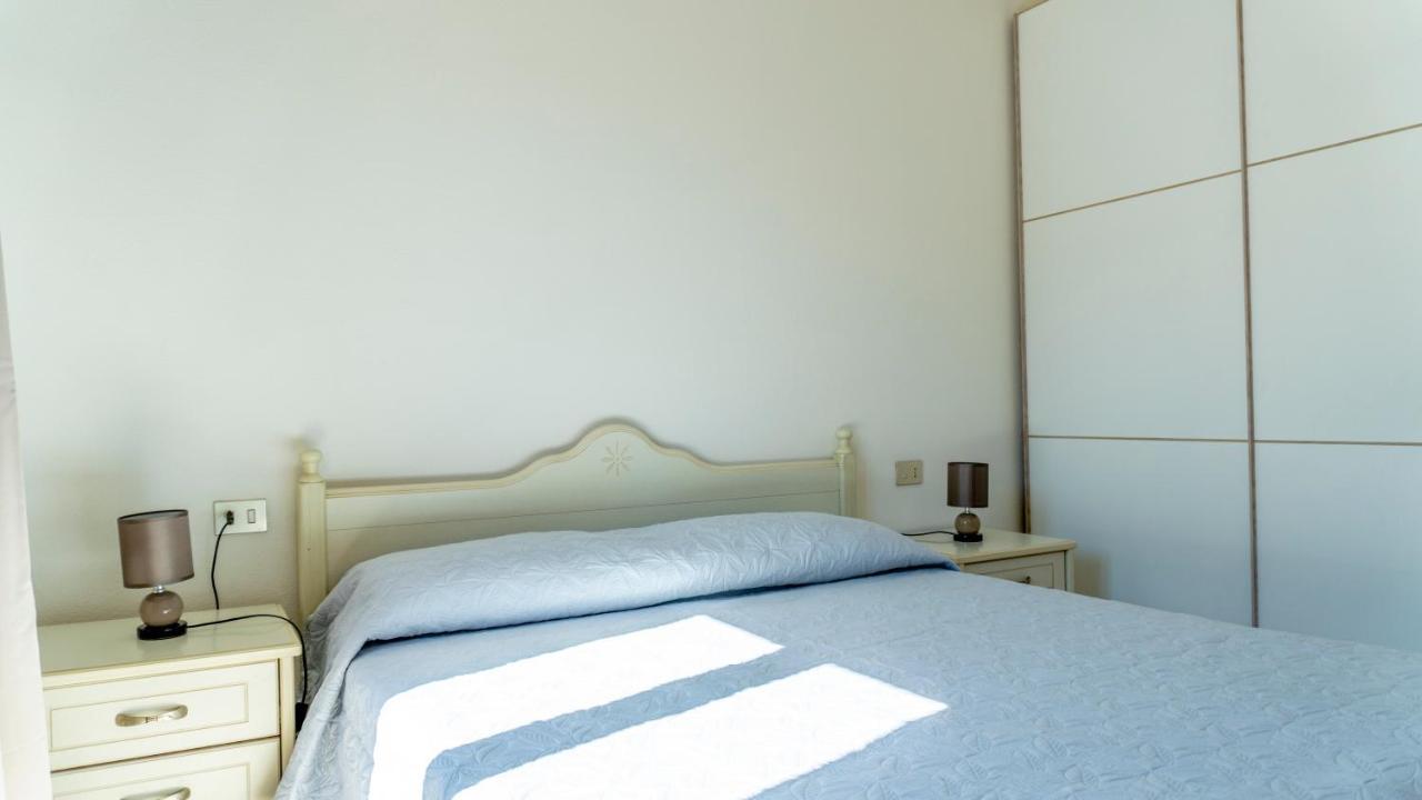 Sa Domu Downtown - Pms Casevacanze Olbia Bagian luar foto